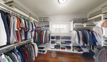 5962 Deer Hollow Rd, Auburn, IN 46706