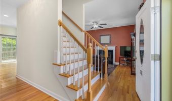 78 Ginger Trl, Coventry, RI 02816