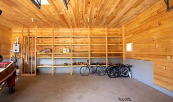 3 Cross Rd, Cabot, VT 05647