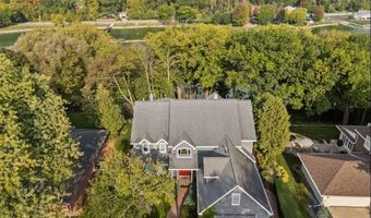 140 RIVER Dr, Appleton, WI 54915