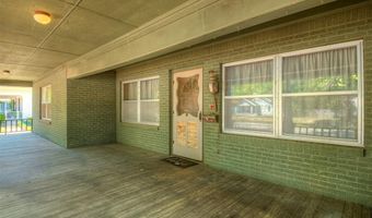 822 Stanley Ave, Ardmore, OK 73401