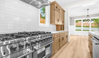 1905 N TAYLOR St, Arlington, VA 22207