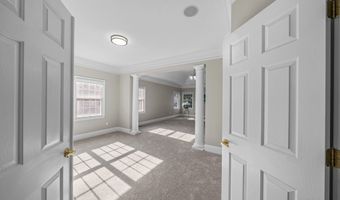 2086 Autumn Hill Dr, Ann Arbor, MI 48103