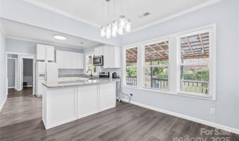 435 Peachtree St, Asheboro, NC 27203