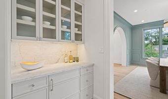 2920 CHESAPEAKE St NW, Washington, DC 20008