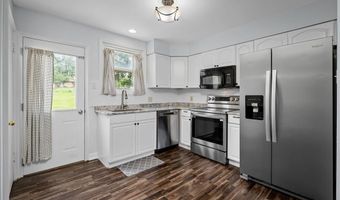 243 Dennison Dr, Ballwin, MO 63021