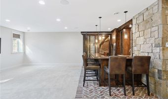 132 Interlachen Rd, Hopkins, MN 55343