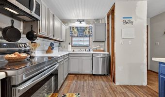 147 Iron Ore Ln, Barren Springs, VA 24313