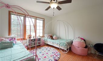 23 Forrester Ct, Amherst, NY 14228