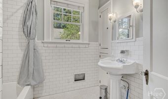 115 Milledge Hts, Athens, GA 30606
