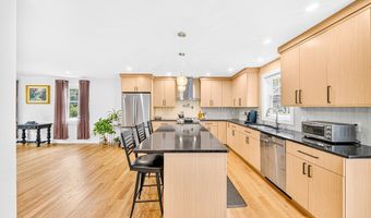 2 Sequoia St, Billerica, MA 01821
