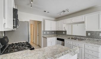 4040 Castle Cove Dr 4040, Las Vegas, NV 89108