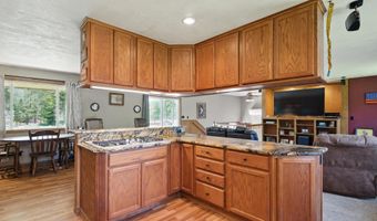 2043 Blanchard CTF Rd, Blanchard, ID 83804