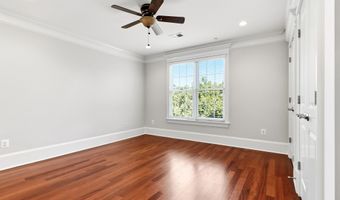 7527 WESTFIELD Dr, Bethesda, MD 20817