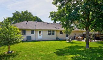 1506 S 14th St, Adel, IA 50003