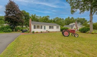 132 Oak Ridge Dr, Ayer, MA 01432