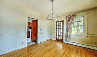 59 Colonial Ave, Cranston, RI 02910