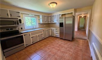 11 Terrace Dr, Bristol, RI 02809