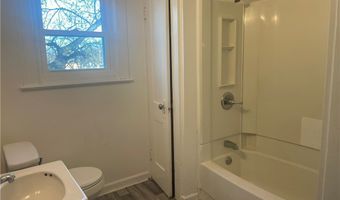 958 E Wilbeth Rd Upper, Akron, OH 44306