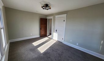 2083 Iowa Rd, Allerton, IA 50008