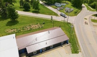 301 Old Dubuque Rd, Anamosa, IA 52205