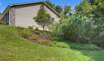 816 BOATSWAIN Way, Annapolis, MD 21401