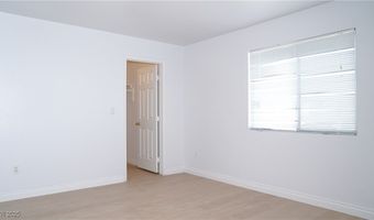 8209 Violet Meadow Ct, Las Vegas, NV 89117