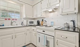 6616 Baylor Dr, Bartlesville, OK 74005