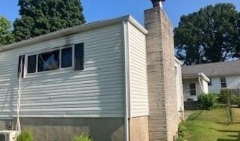 504 E 17th St, Baxter Springs, KS 66713