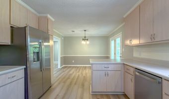 206 Riverchase Dr, Bainbridge, GA 39819