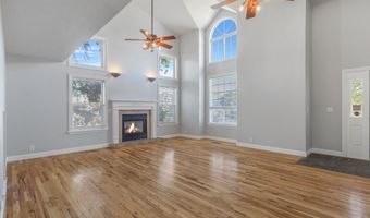 433 W CHASE Ln N, Centerville, UT 84014