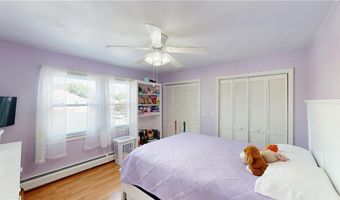 7 Notre Dame St, Central Falls, RI 02863
