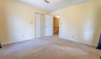 994 COMANCHE Trl, Anniston, AL 36206