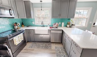 2493 Birchwood Dr, Austintown, OH 44515