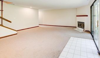 296 Brown Bear Xing 296, Acton, MA 01718