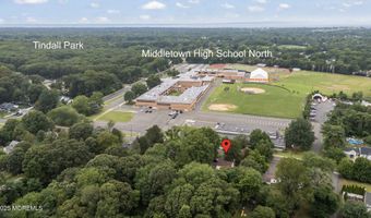 13 Swartzel Dr, Middletown, NJ 07748