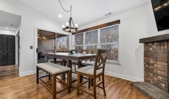534 Oak Ridge Trails Ct, Ballwin, MO 63021