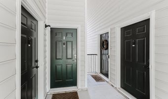 24588 BYRNE MEADOW Sq 302, Aldie, VA 20105