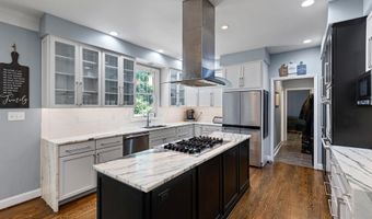 14 STONEBRIDGE Dr, Hockessin, DE 19707