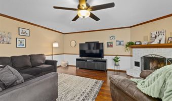 1307 Walker Ct, Auburn, IN 46706