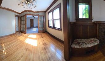 309 5th St SW, Austin, MN 55912