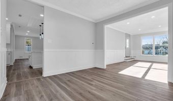 9 Glen Ct, Barnegat, NJ 08005