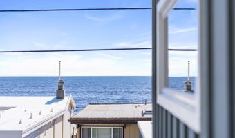 621 Beach Dr, Aptos, CA 95003