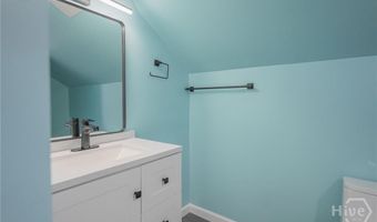 14 E 54th St, Savannah, GA 31405