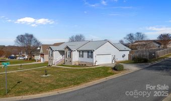 100 Lindsay Dr, Archdale, NC 27263