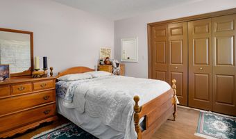 9740 Sergeant Holden Ln, Athens, AL 35614