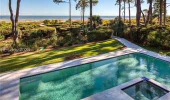 40 Canvasback Rd, Hilton Head Island, SC 29928