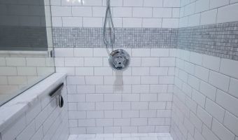 585 White Cir 32, Athens, GA 30605