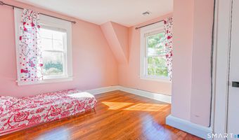 1210 Laurel Ave, Bridgeport, CT 06604