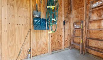 827 SW 46th St, Ankeny, IA 50023